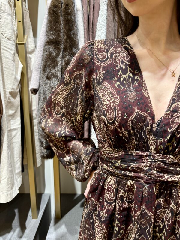 Robe Courte À Motif Bordeaux 2