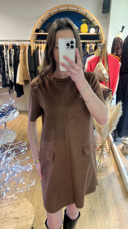 Robe Suédine Camel Avec Détails Poches (2)