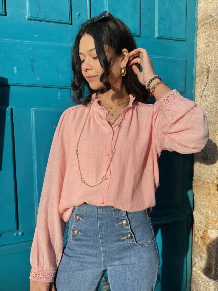 Blouse avec dentelle rose