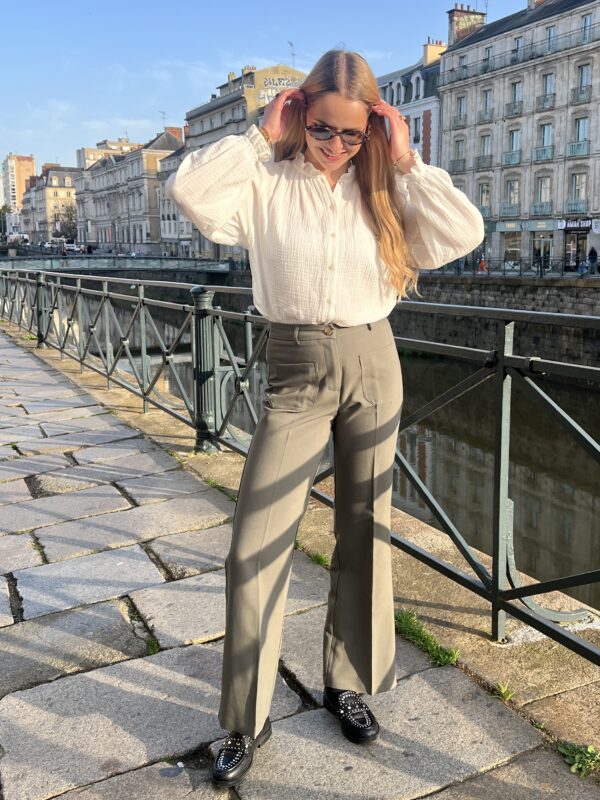 Pantalon Droit Kaki Avec Poches Avant