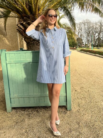 Robe À Rayures Bleu Ciel Et Blanche